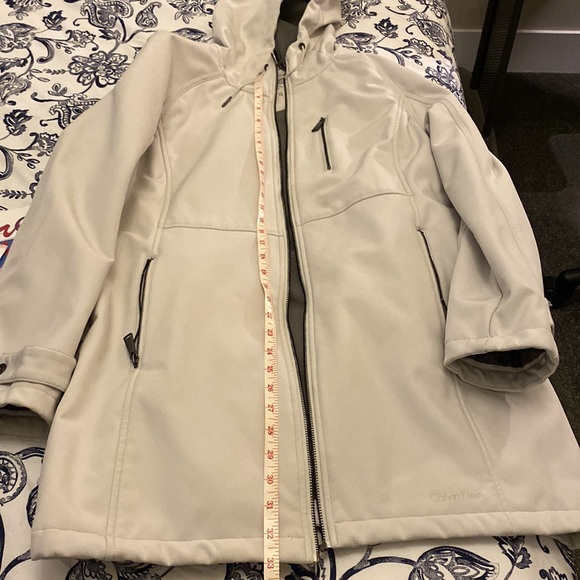 Winter coat - Picture 5 of 5